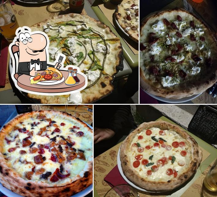 Scegli tra le svariate varianti di pizza