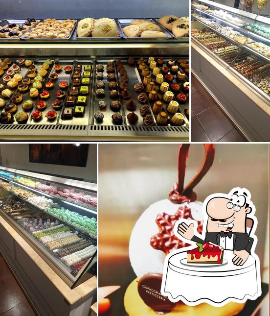 Pasticceria Giacomazzi propone un'ampia selezione di dolci