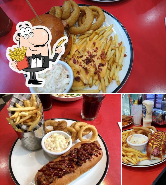 Order French fries at Ed's Easy Diner