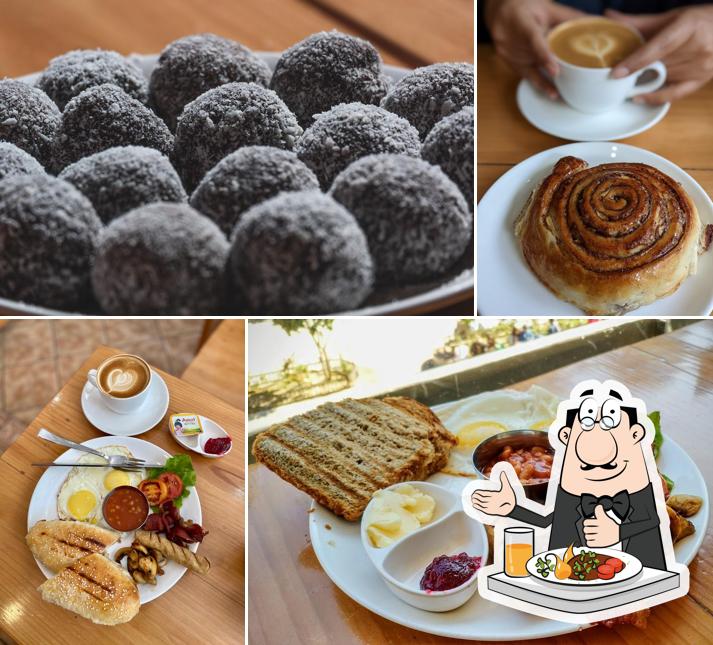 Dana Coffee House and German Bakery Manali, Manali Restaurant reviews
