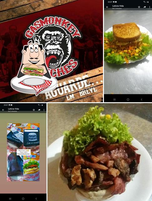 Clube sanduíches em GasMonkey Lanches