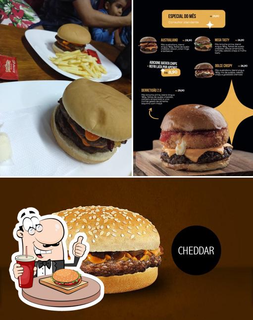 Experimente um hambúrguer no Come Come Pizzaria & Hamburgueria