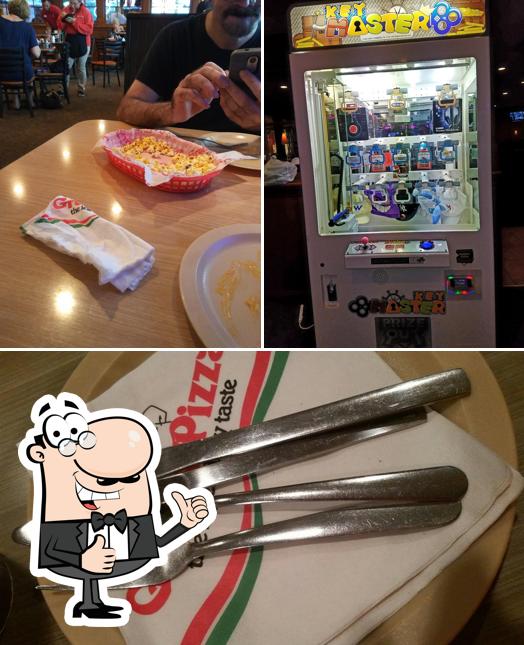 Grotto Pizza, 1159 N Dupont Hwy in Dover Restaurant menu and reviews