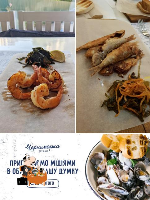 Order seafood at Чорноморка Княжий Затон