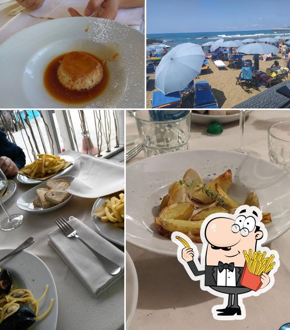 Assaggia un piatto di chips a Ristorante Marina Hemingway