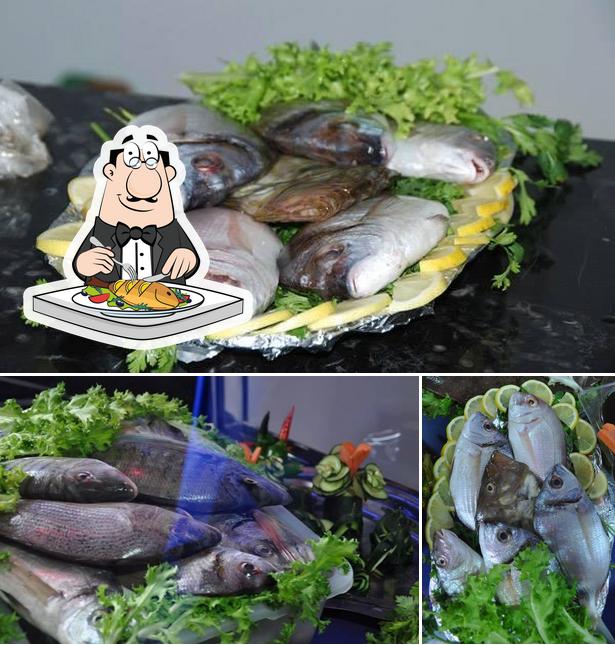 Urfa Istanbul Grill Villa Nador sert un menu pour les amateurs de poissons