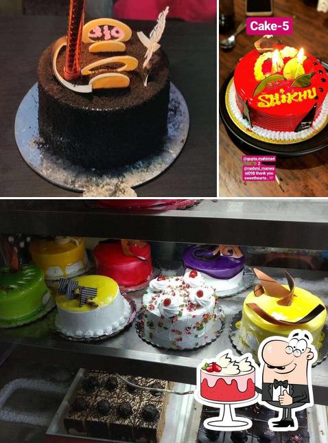 Here's a picture of Royal bakers