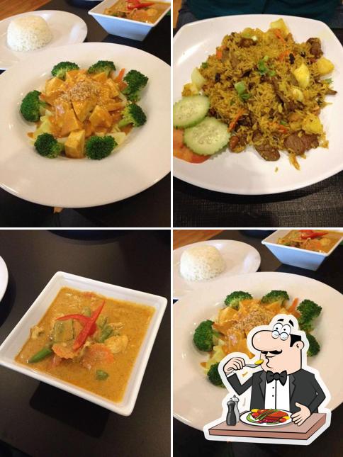 Thai Valley Kitchen in Teays Valley Restaurant menu and reviews