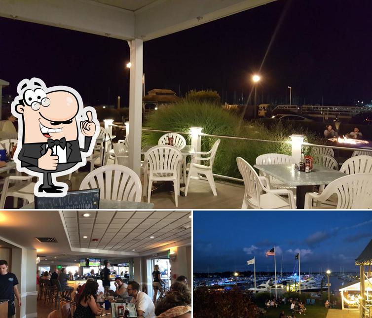 Mire esta foto de Chelo's Waterfront Hometown Bar and Grille