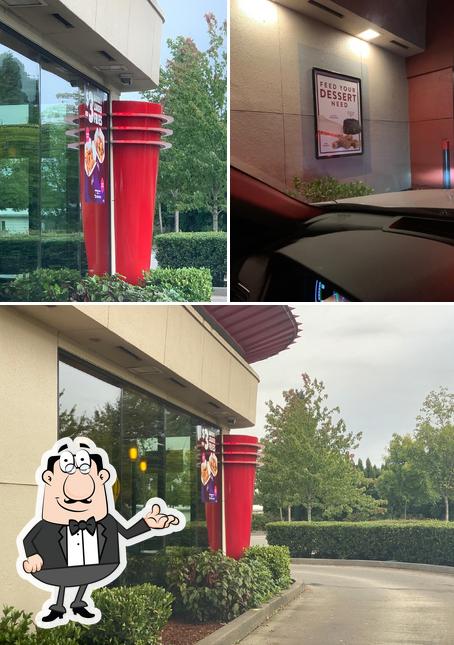 Jack in the Box is distinguished by interior and exterior