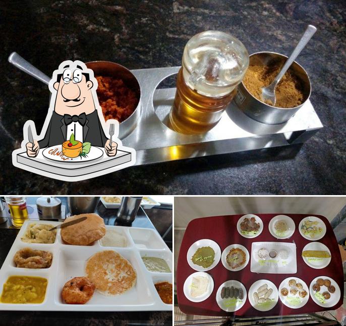 Food at Sri Balaaji Arul Jothi.(Veg Restaurant)