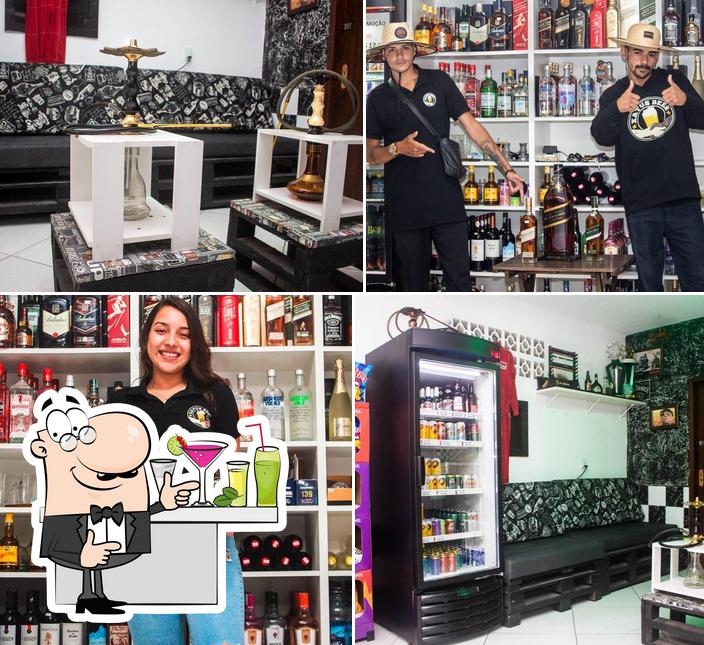 A imagem do Xatus - Conveniência 24horas’s balcão de bar e interior