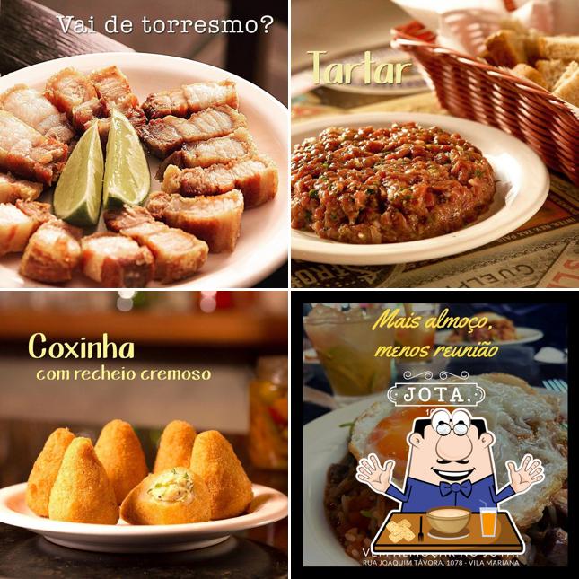 Comida em Jota 1078