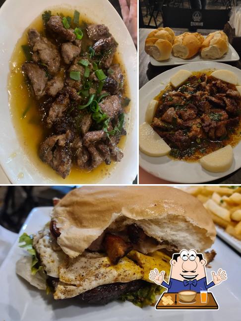 Comida em Basset Lanches