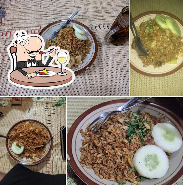 Nasi Goreng Pak Slamet restaurant, Boyolali, Jl. Nasional 16 No.52