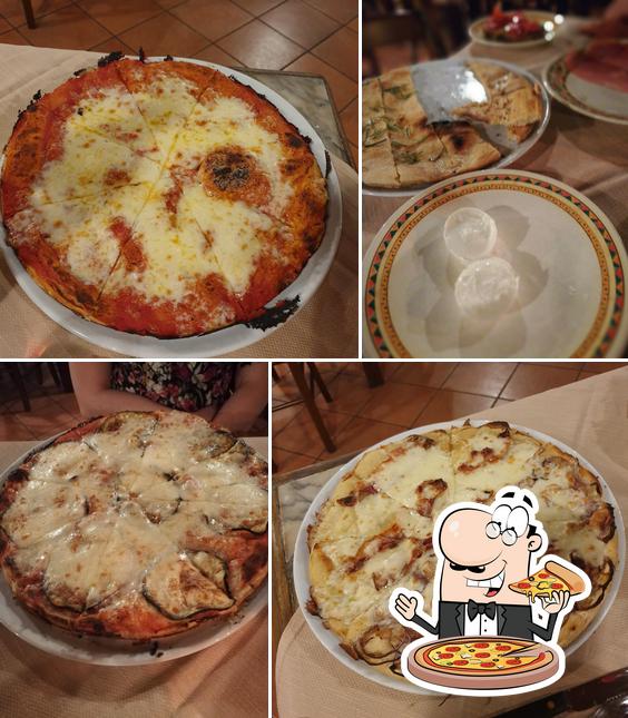 Ordina una pizza a L'Archetto Trattoria-Pizzeria