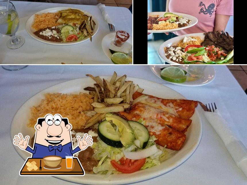 Meals at Mariscos Sinaloa