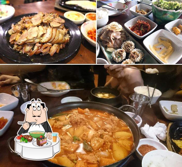 Hot and sour soup at Soo Korean Pub & Restaurant
