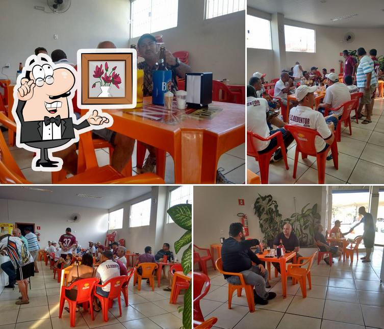 Viana's Bar