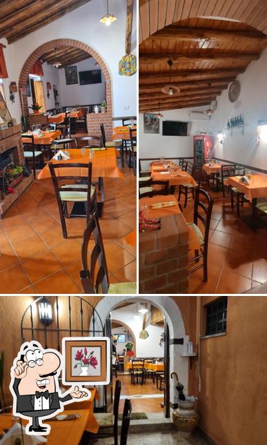 Dai un'occhiata agli interni di Bistrot A' Ficaredda - Piatti Tipici Siciliani