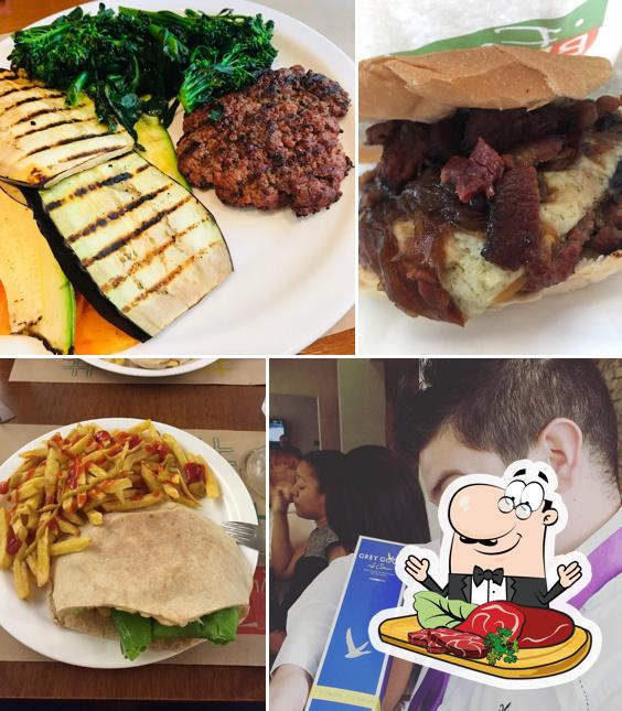 Prove refeições de carne no Família Burger