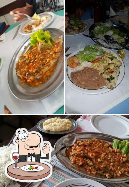 Comida em Restaurante Chafariz