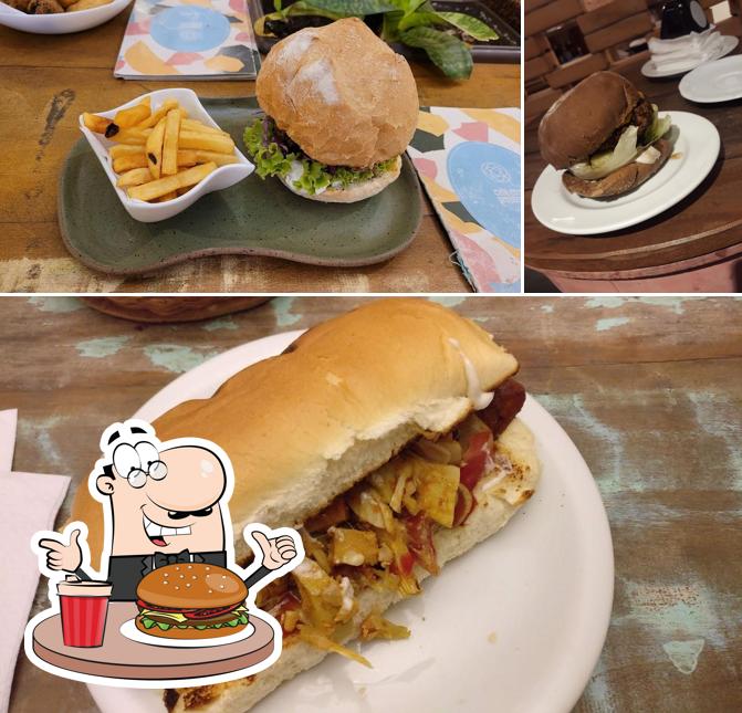 Consiga um hambúrguer no Café com Propósito - 100% vegano