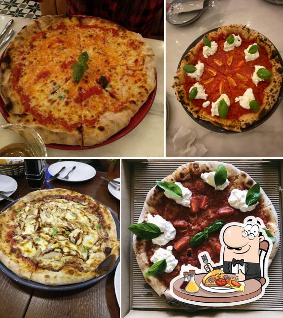 Try out pizza at Italiere Muwaileh