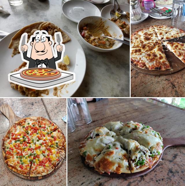 Try out pizza at Basho Resort and Restaurant
