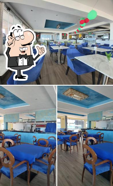 Découvrez l'intérieur de Le Moulin Bleu Café Restaurant