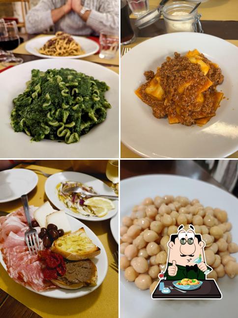 Cibo al Trattoria Sant'Omobono