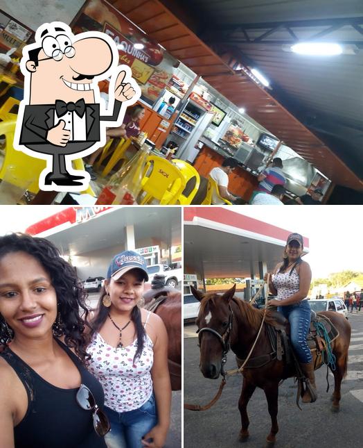 See this pic of Faquinhas Lanches