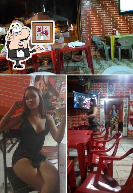 Veja imagens do interior do Bar Vem Cá