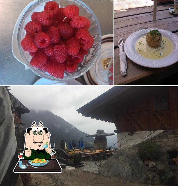 Questa è la immagine che presenta la cibo e esterno di Dursterhof