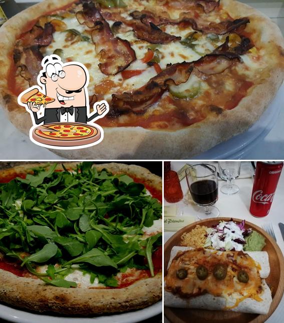 Scegli una pizza a Ristorante Pizzeria Tex-Mex Infinity