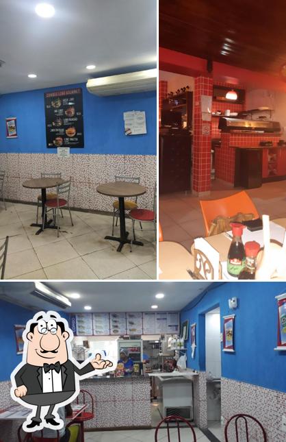 O interior do Lobo Lanches