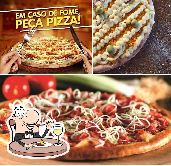 Comida em Pizzaria e Restaurante