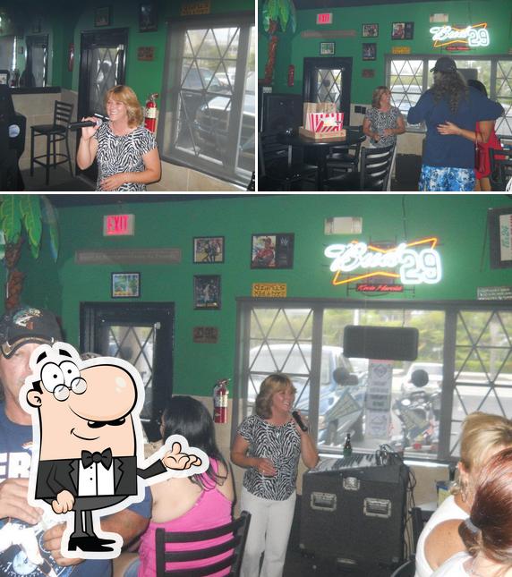 Murphy's Tavern & sports Bar, Bonita Beach Rd in Bonita Springs