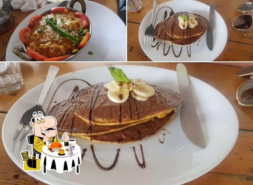 Food at GANGA VIEW CAFE