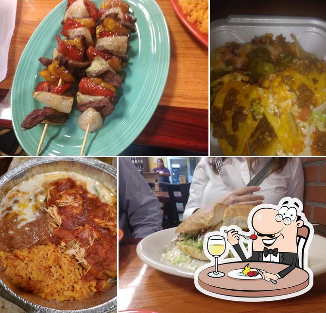 La Hacienda Restaurant Bar & Grill in Folsom Restaurant menu and reviews