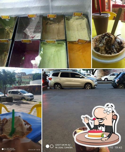 Sorveteria Almeida serve uma escolha de sobremesas
