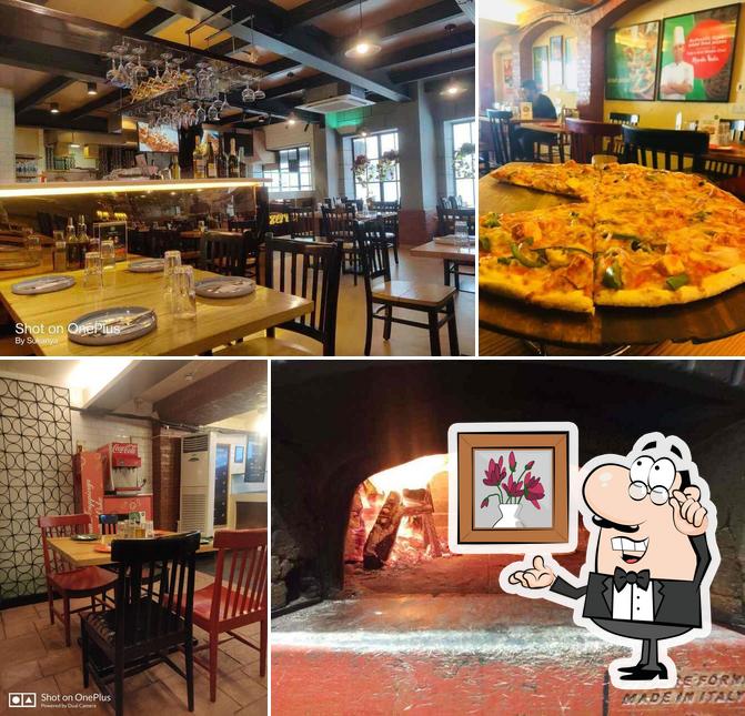 Check out how 1441 Pizzeria Kala Ghoda looks inside