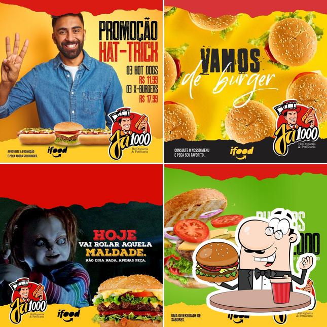 Já1000 HotDogueria & Petiscaria - A modelo é só uma ajudinha pra você não  passar batido pela nossa 𝐏𝐑𝐎𝐌𝐎ÇÃ𝐎! 😅⁣ ⁣ Viu só? Então peça agora!⁣ ⁣  🌭🌭🌭 𝟑 𝐇𝐎𝐓 𝐃𝐎𝐆𝐒 𝐩𝐨𝐫