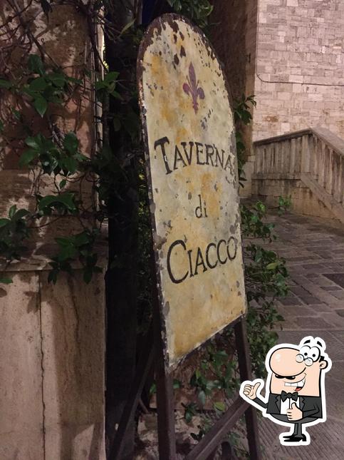 Vedi questa foto di Taverna di Ciacco