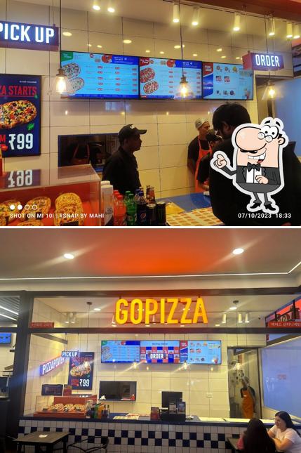 The interior of GOPIZZA - Shantiniketan