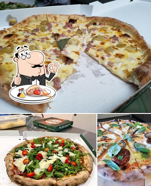 Scegli una pizza a Pizzeria Cocco SA