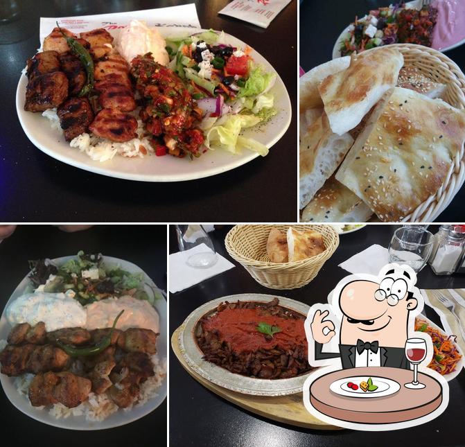 Roxy Kebabs & Cafe Coolaroo, Reservoir Dr in Coolaroo - Restaurant reviews