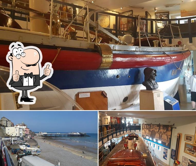 Rocket House Cafe Ltd in Cromer Restaurant menu and reviews