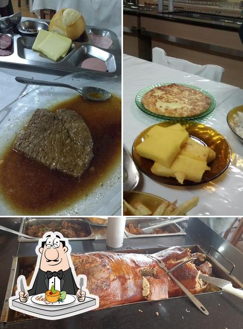 Comida em Churrascaria Quero-Quero