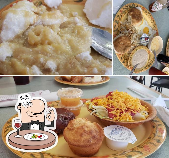 Ashley & Trixie's Family Restaurant in Gallatin Restaurant menu and